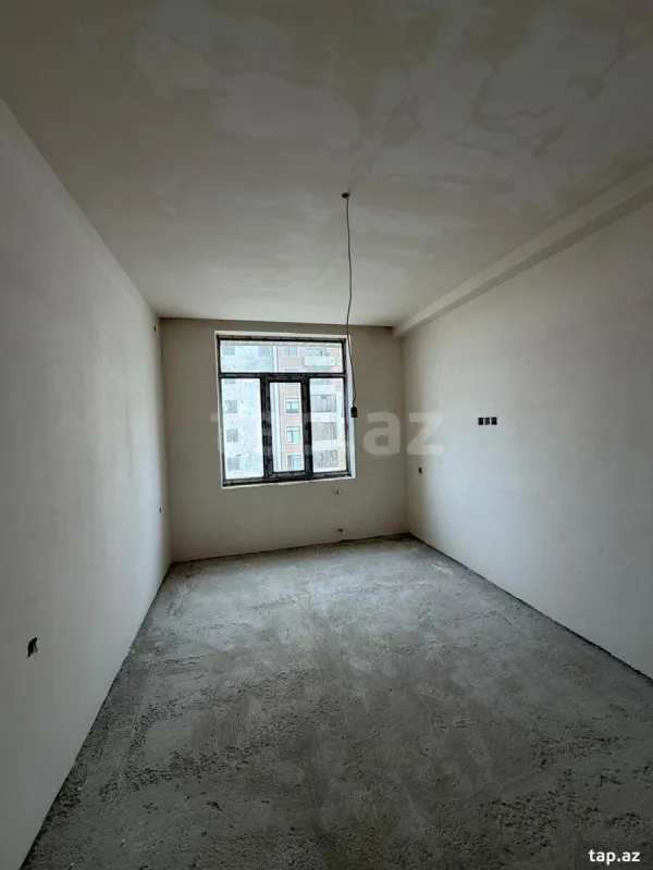 Satılır 1 otaqlı mənzil 61 m²