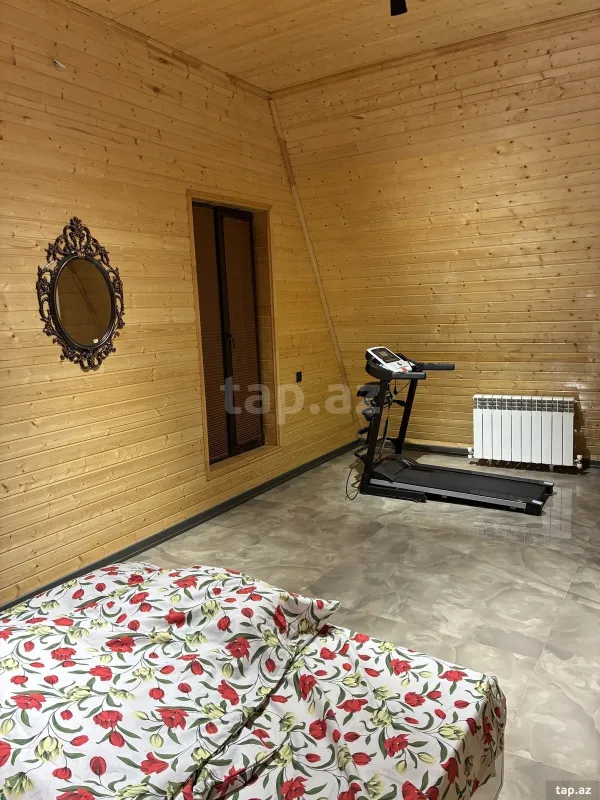 Kirayə verilir 3 otaqlı həyət evi