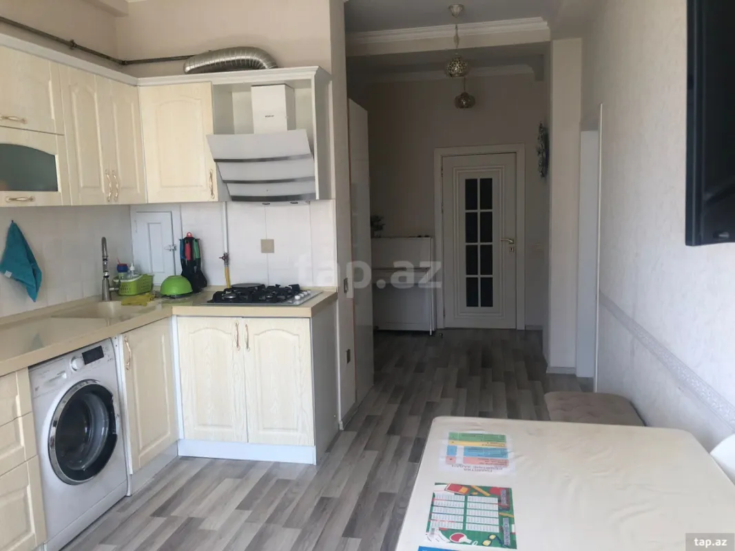 Satılır 2 otaqlı yeni tikili 64 m²