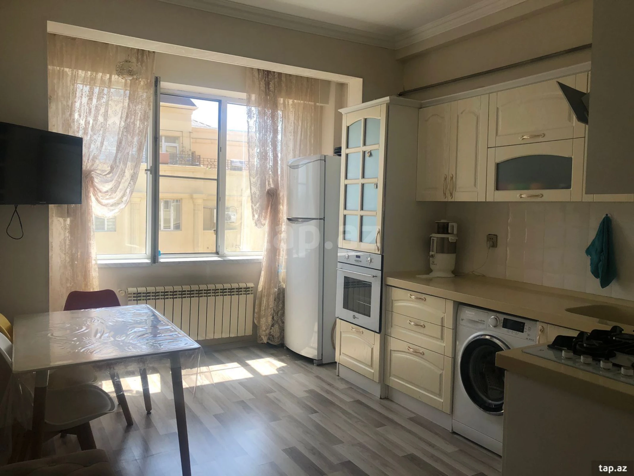 Satılır 2 otaqlı yeni tikili 64 m²