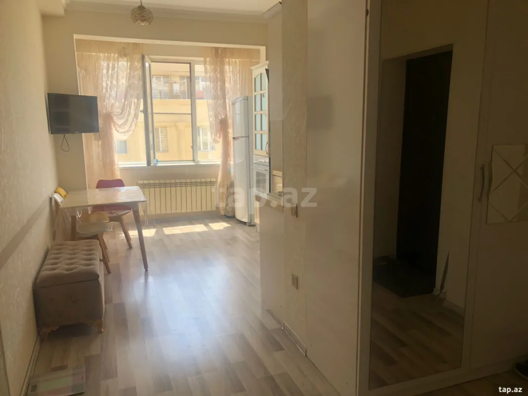 Satılır 2 otaqlı yeni tikili 64 m²