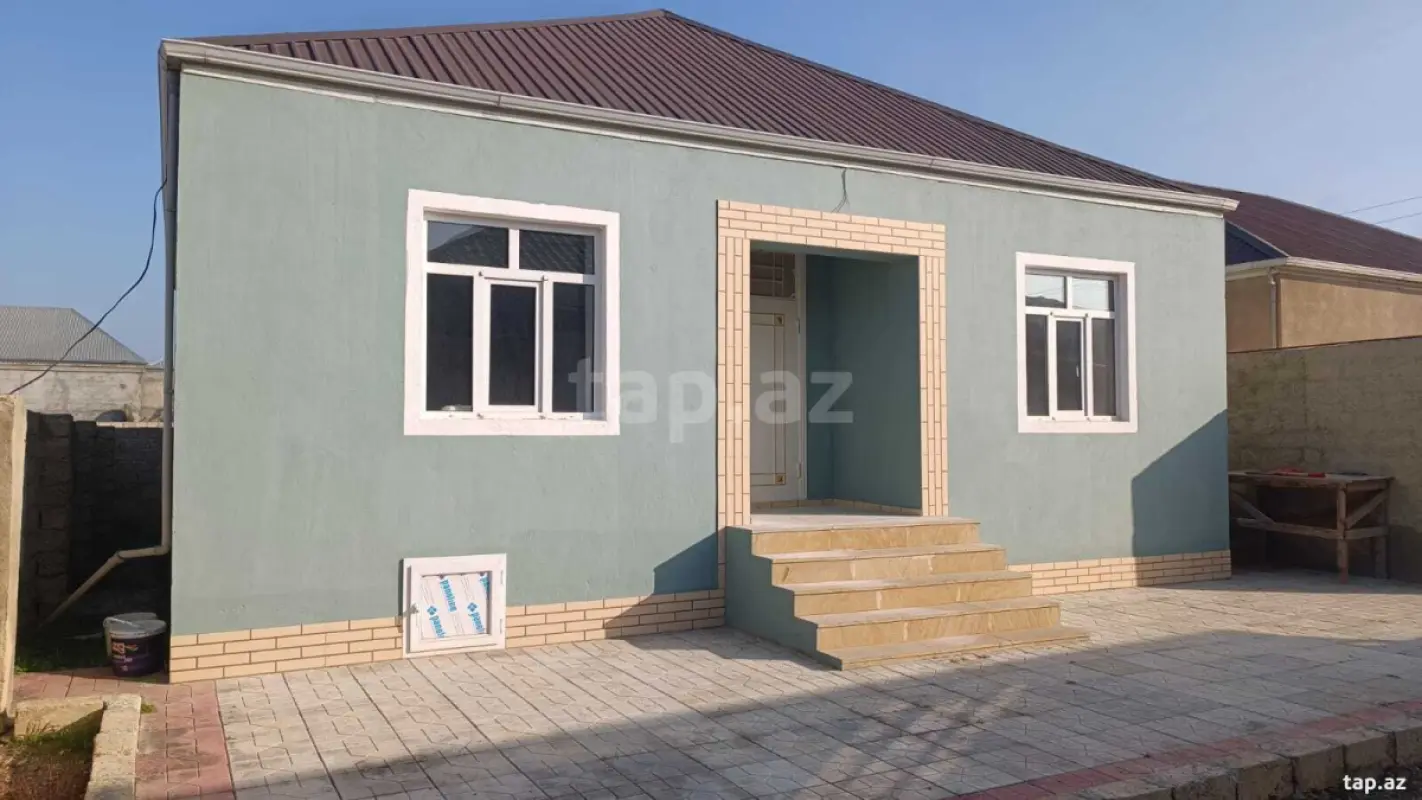 Satılır 4 otaqlı həyət evi 110 m²