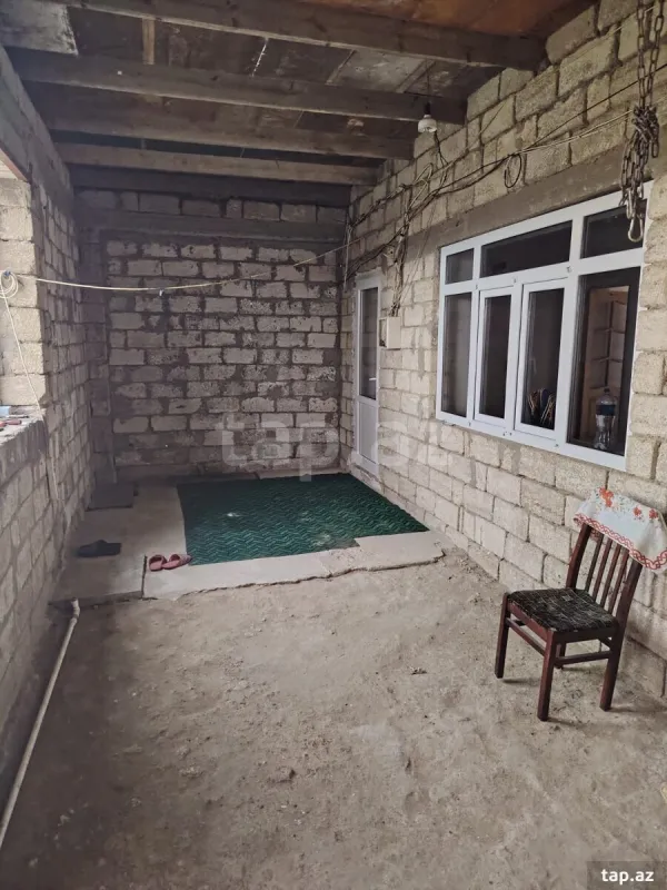 Satılır 4 otaqlı həyət evi 110 m²