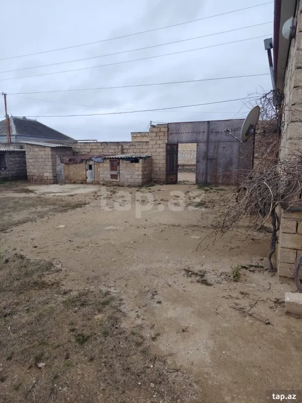 Satılır 4 otaqlı həyət evi 110 m²