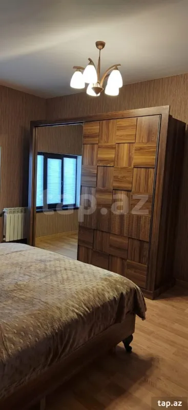 Kirayə verilir 5 otaqlı həyət evi