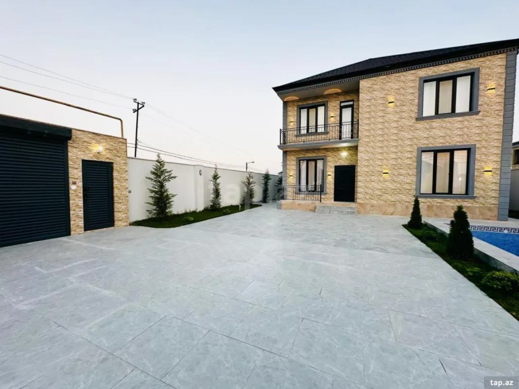 Satılır 6 otaqlı həyət evi