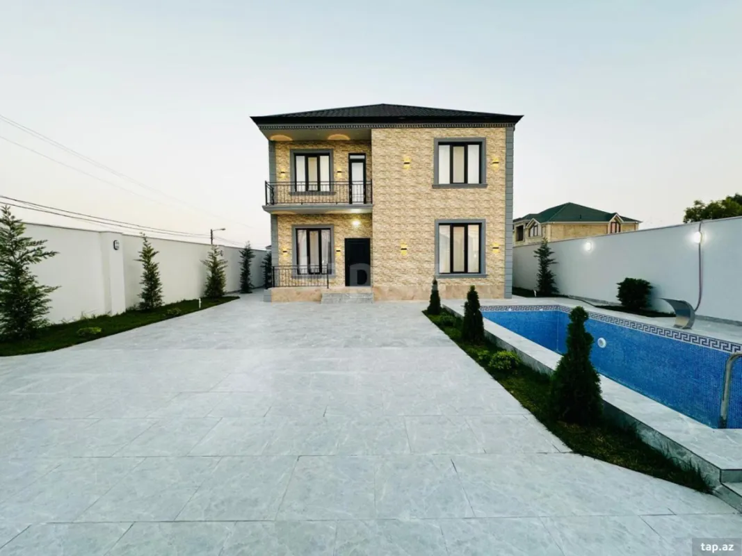 Satılır 6 otaqlı həyət evi