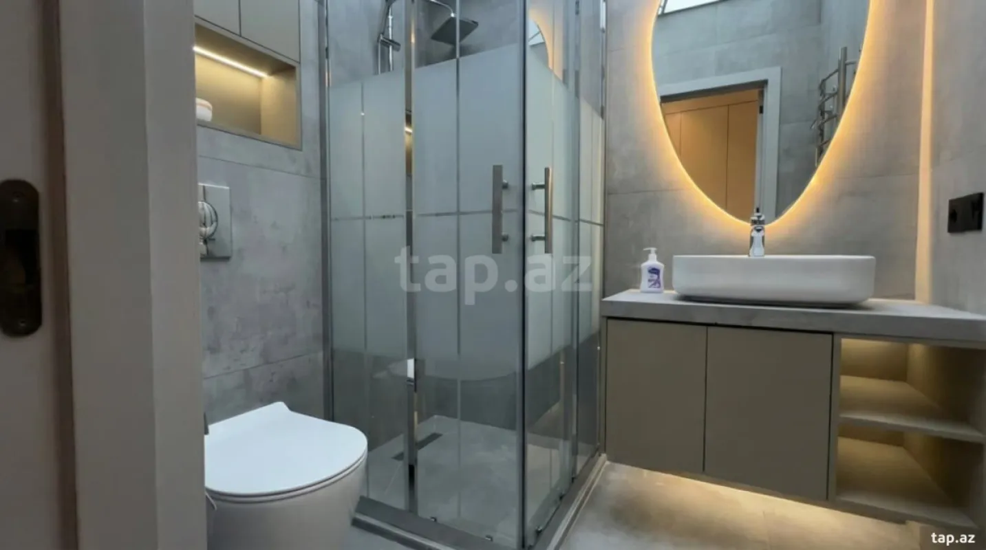 Satılır 2 otaqlı yeni tikili 70 m²