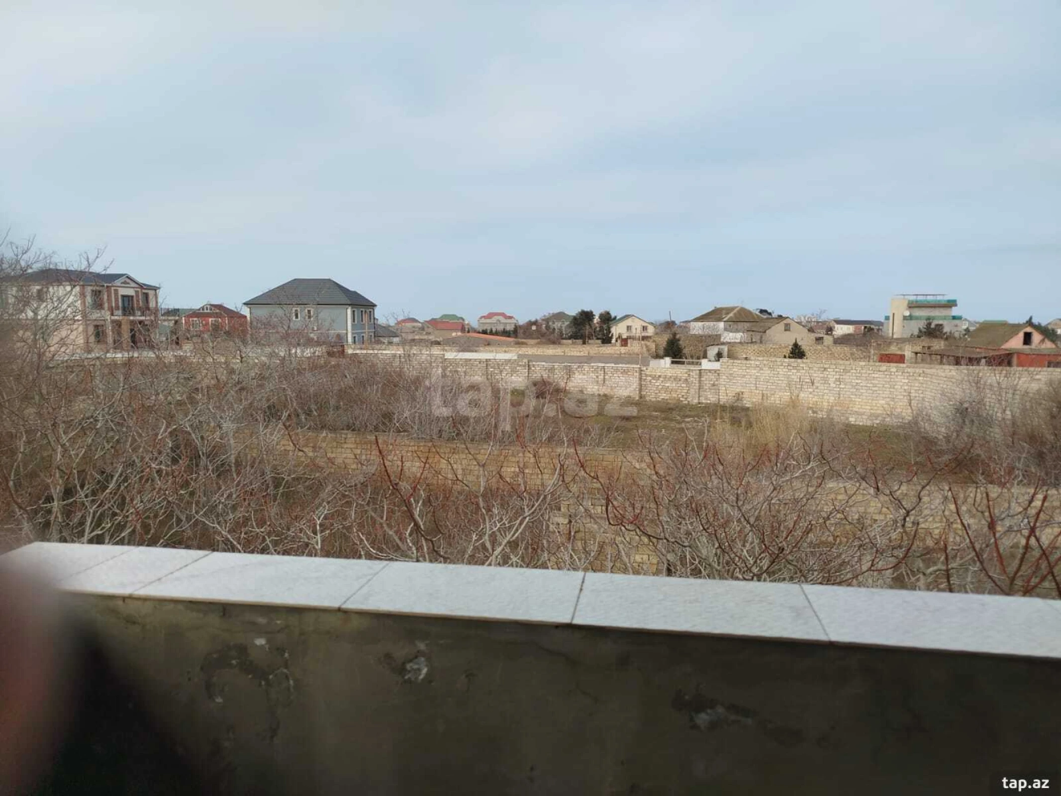 Satılır 4 otaqlı həyət evi