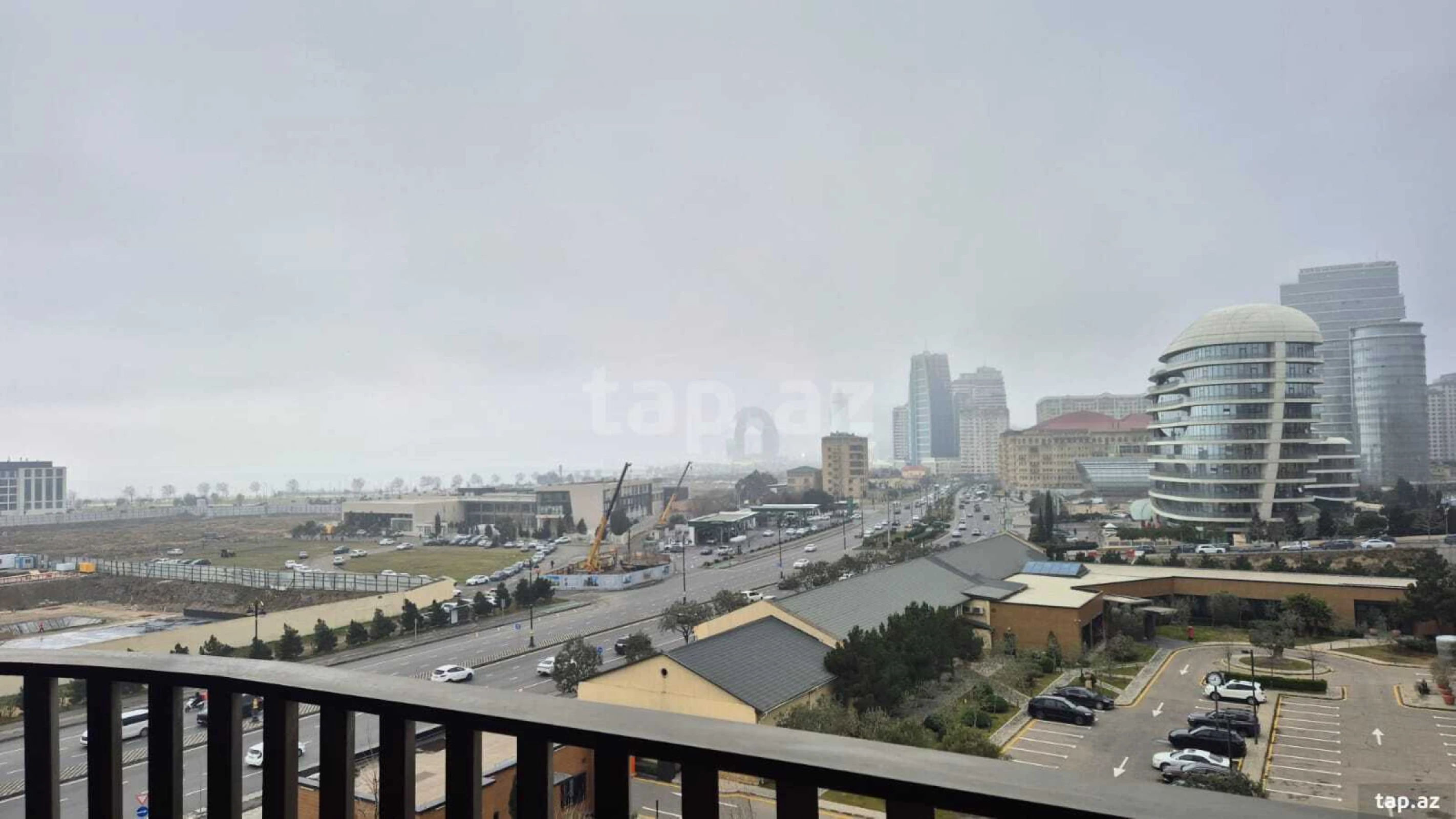 Kirayə verilir 3 otaqlı yeni tikili 138 m²