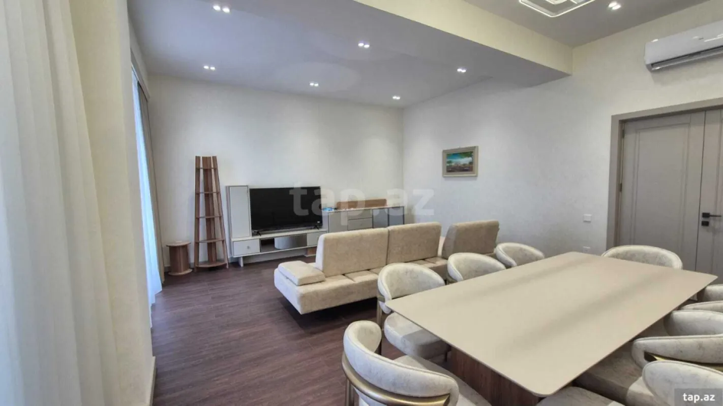 Kirayə verilir 3 otaqlı yeni tikili 138 m²