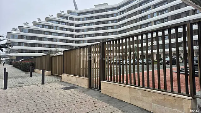 Kirayə verilir 3 otaqlı yeni tikili 138 m²