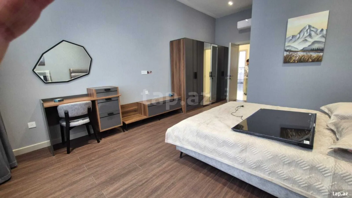 Kirayə verilir 3 otaqlı yeni tikili 138 m²