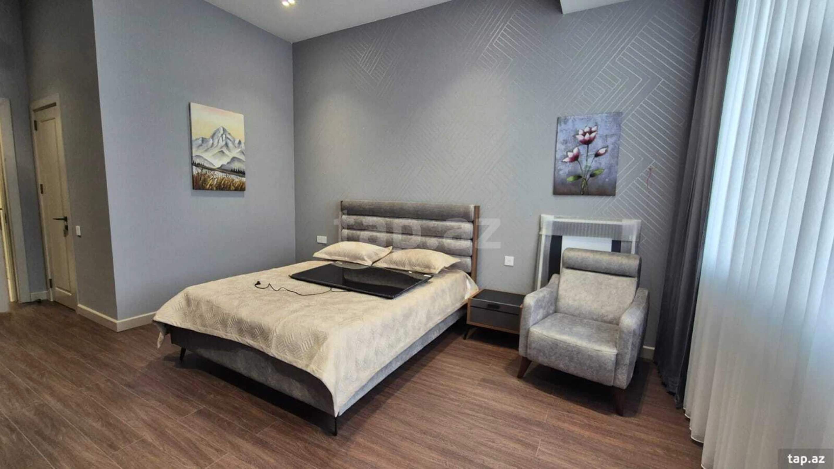 Kirayə verilir 3 otaqlı yeni tikili 138 m²