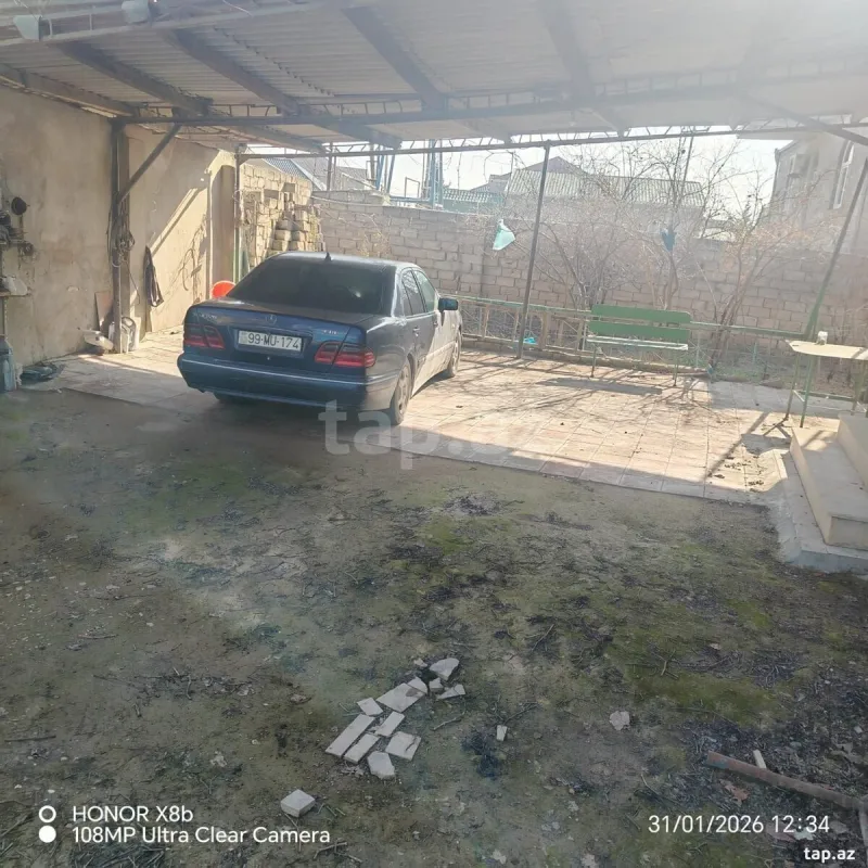 Satılır 4 otaqlı həyət evi