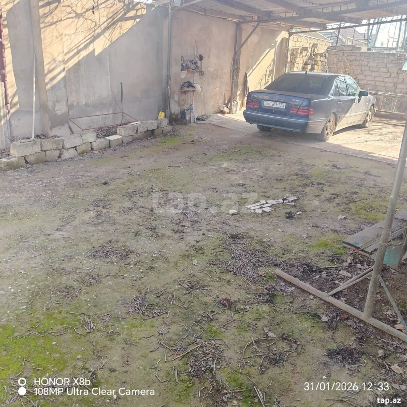 Satılır 4 otaqlı həyət evi