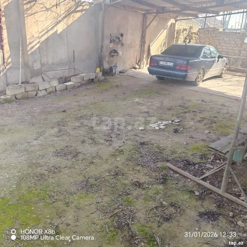 Satılır 4 otaqlı həyət evi