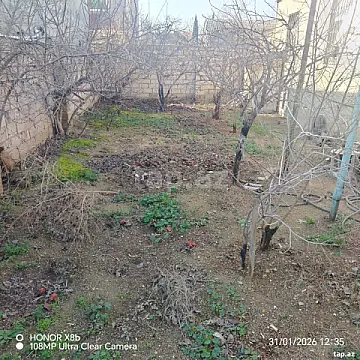 Satılır 4 otaqlı həyət evi