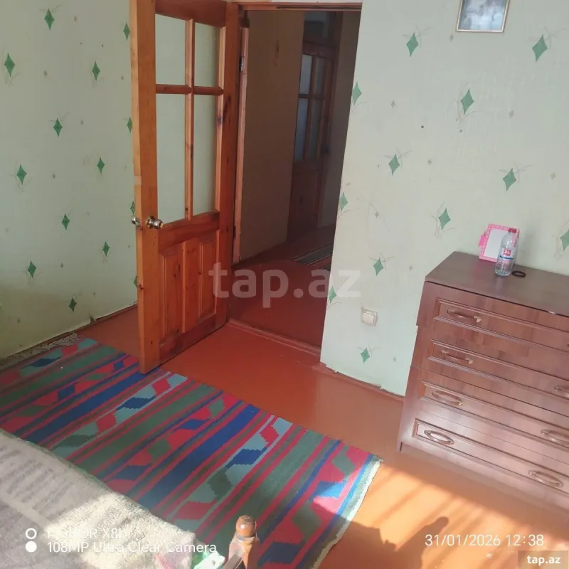 Satılır 4 otaqlı həyət evi