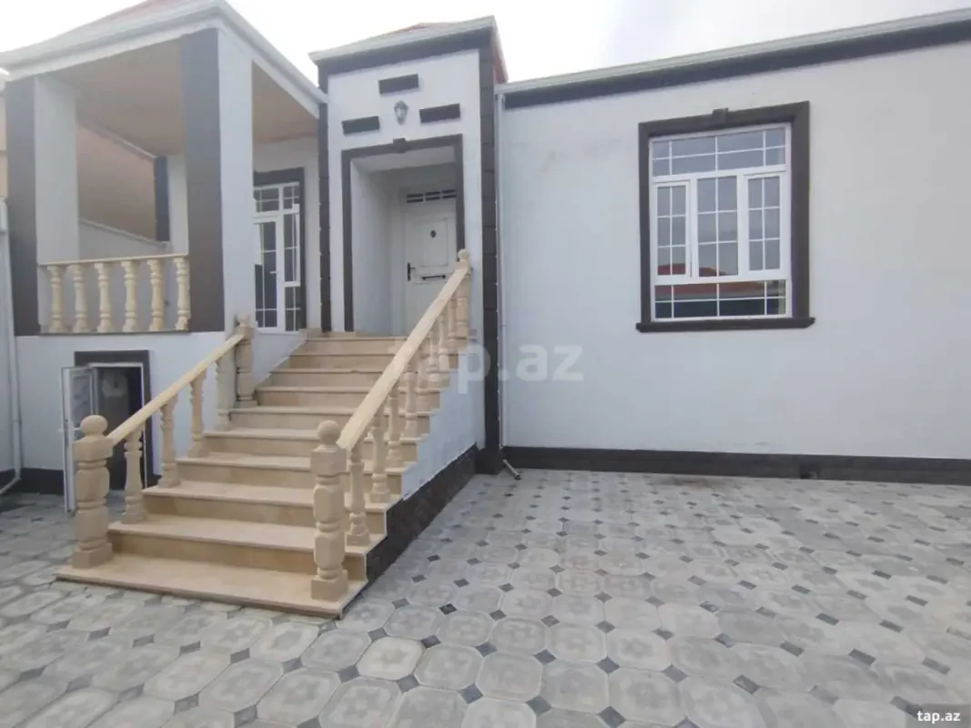 Satılır 4 otaqlı həyət evi 82 m²