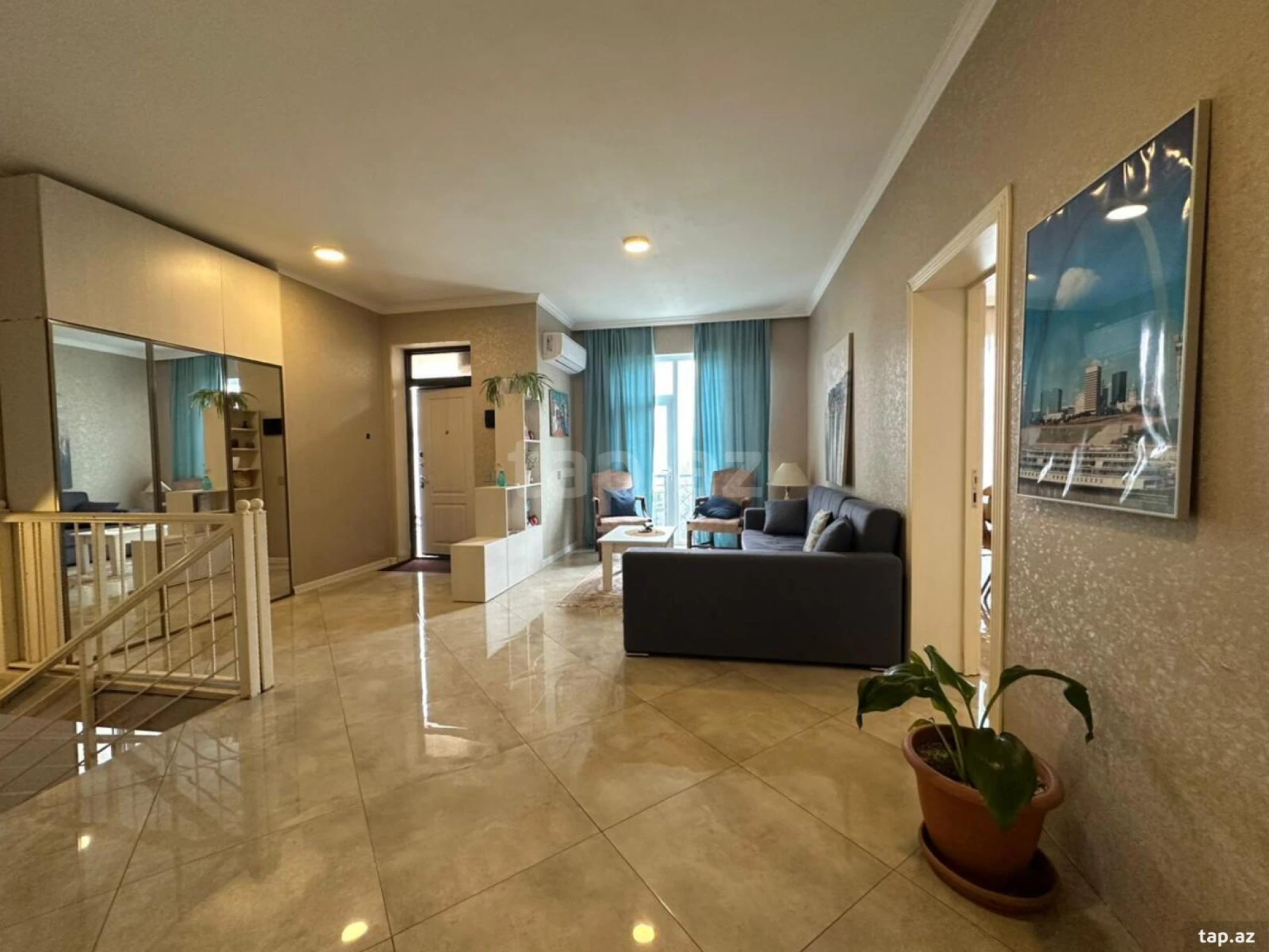 Satılır 13 otaqlı həyət evi 500 m²