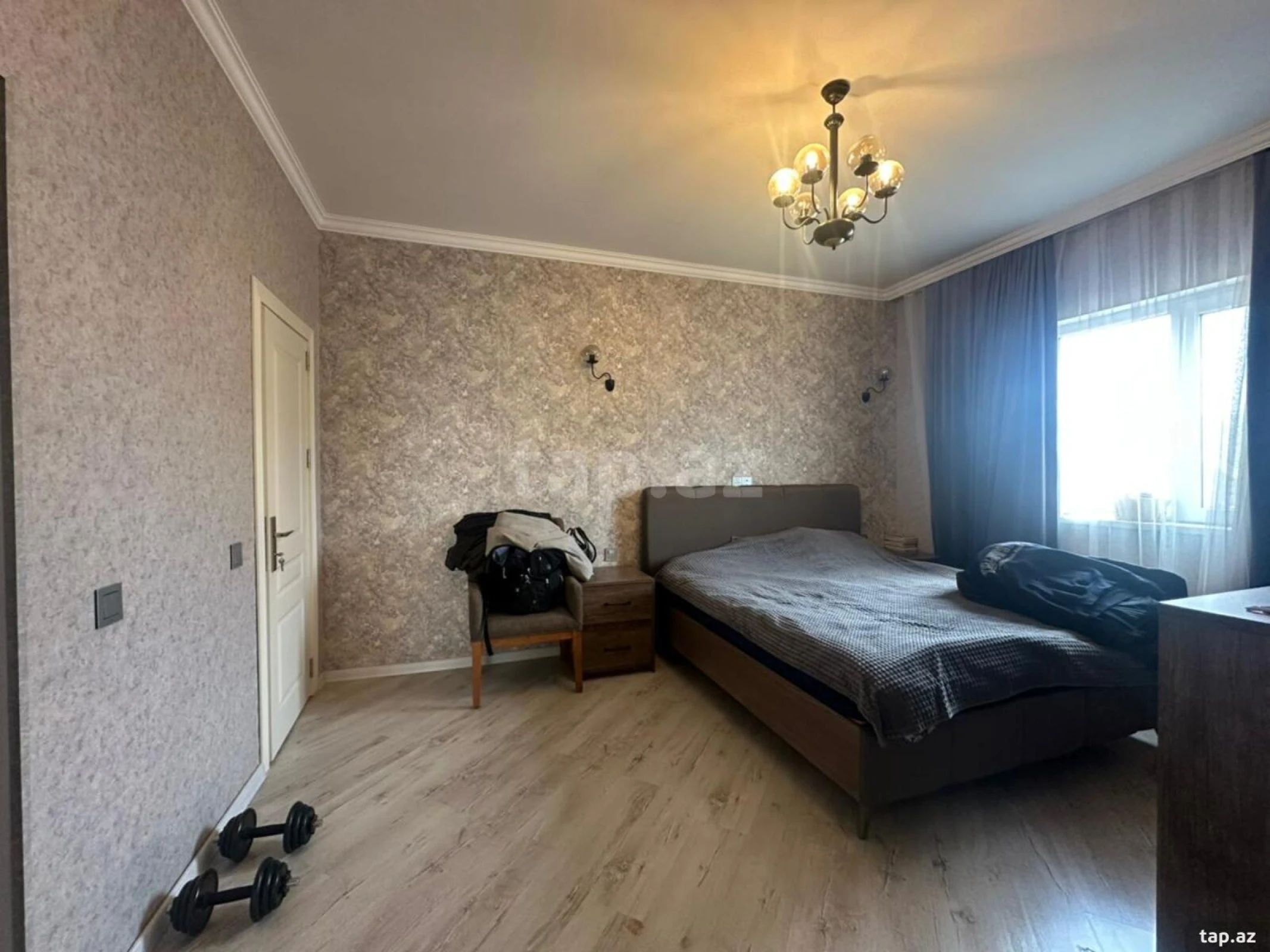 Satılır 13 otaqlı həyət evi 500 m²