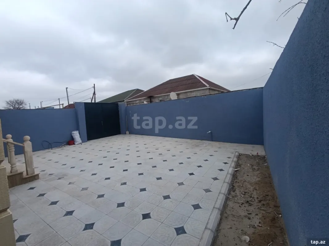 Satılır 3 otaqlı həyət evi