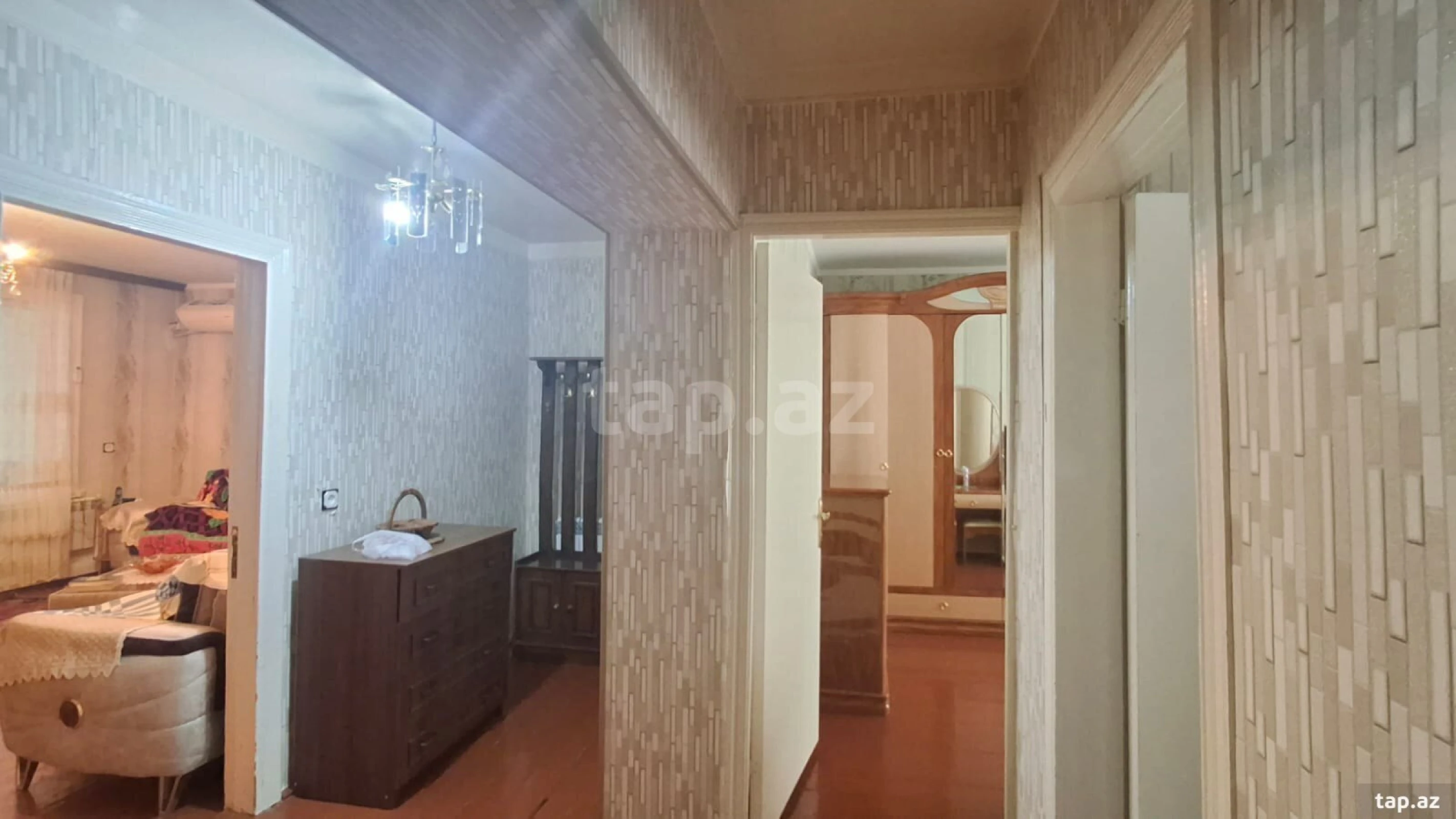 Satılır 4 otaqlı mənzil 80 m²