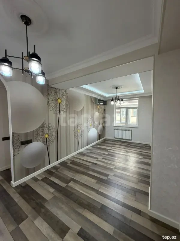 Satılır 3 otaqlı yeni tikili 82 m²
