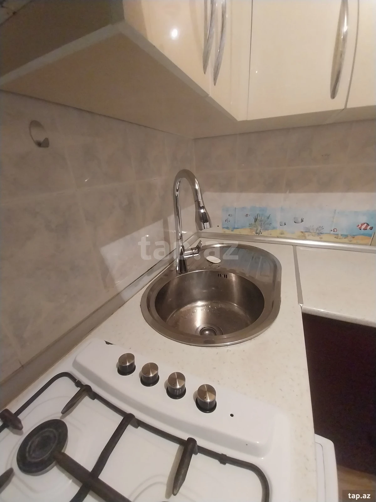 Kirayə verilir 2 otaqlı mənzil 47 m²