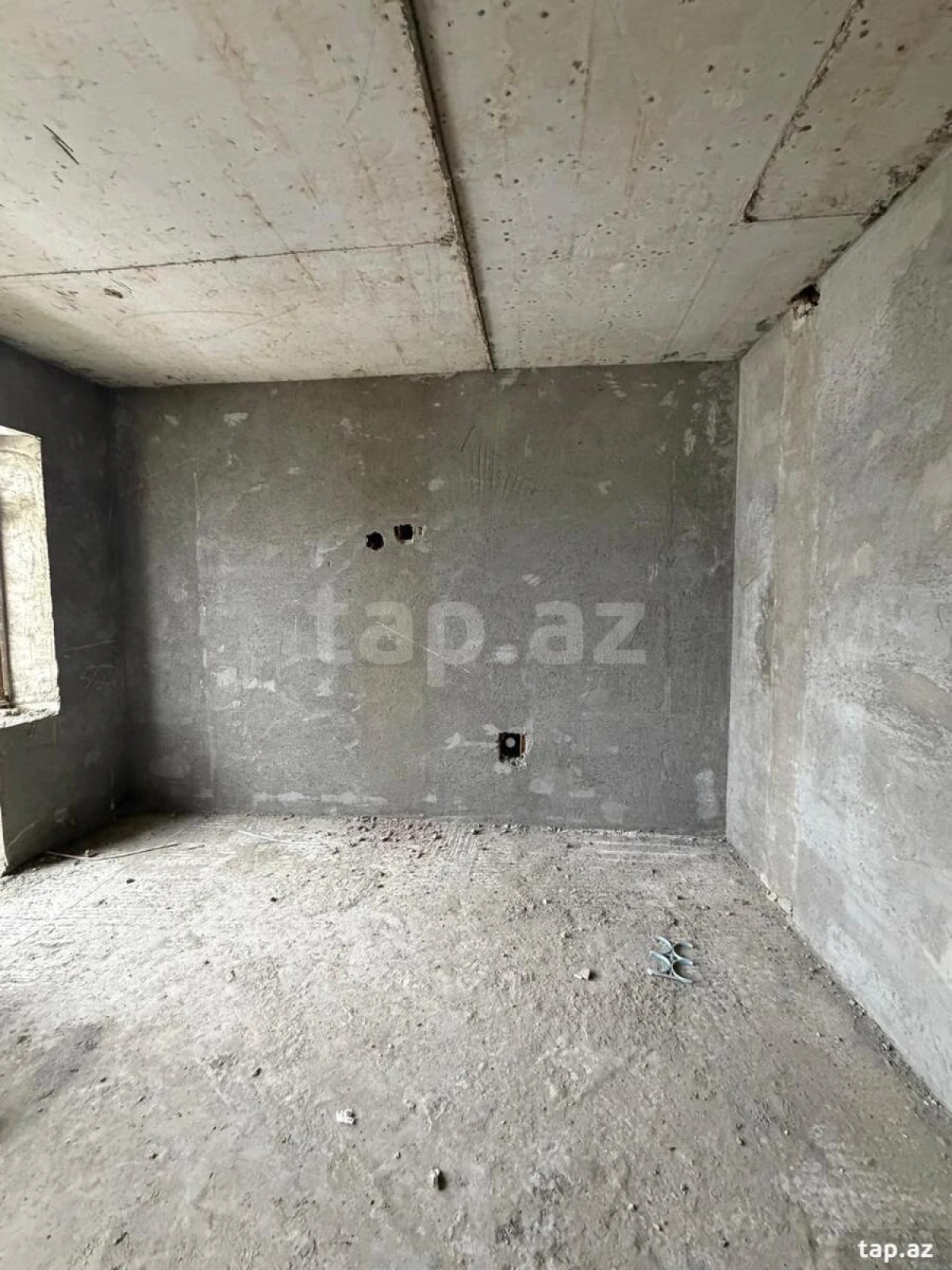 Satılır 1 otaqlı mənzil 60 m²