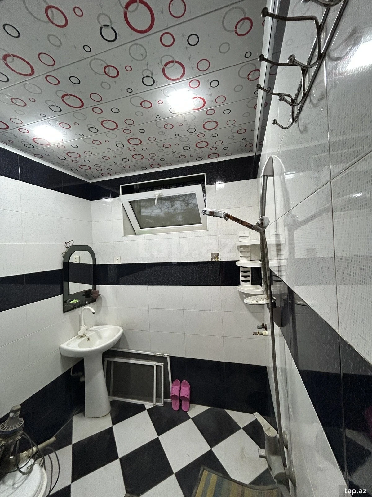 Satılır 3 otaqlı həyət evi