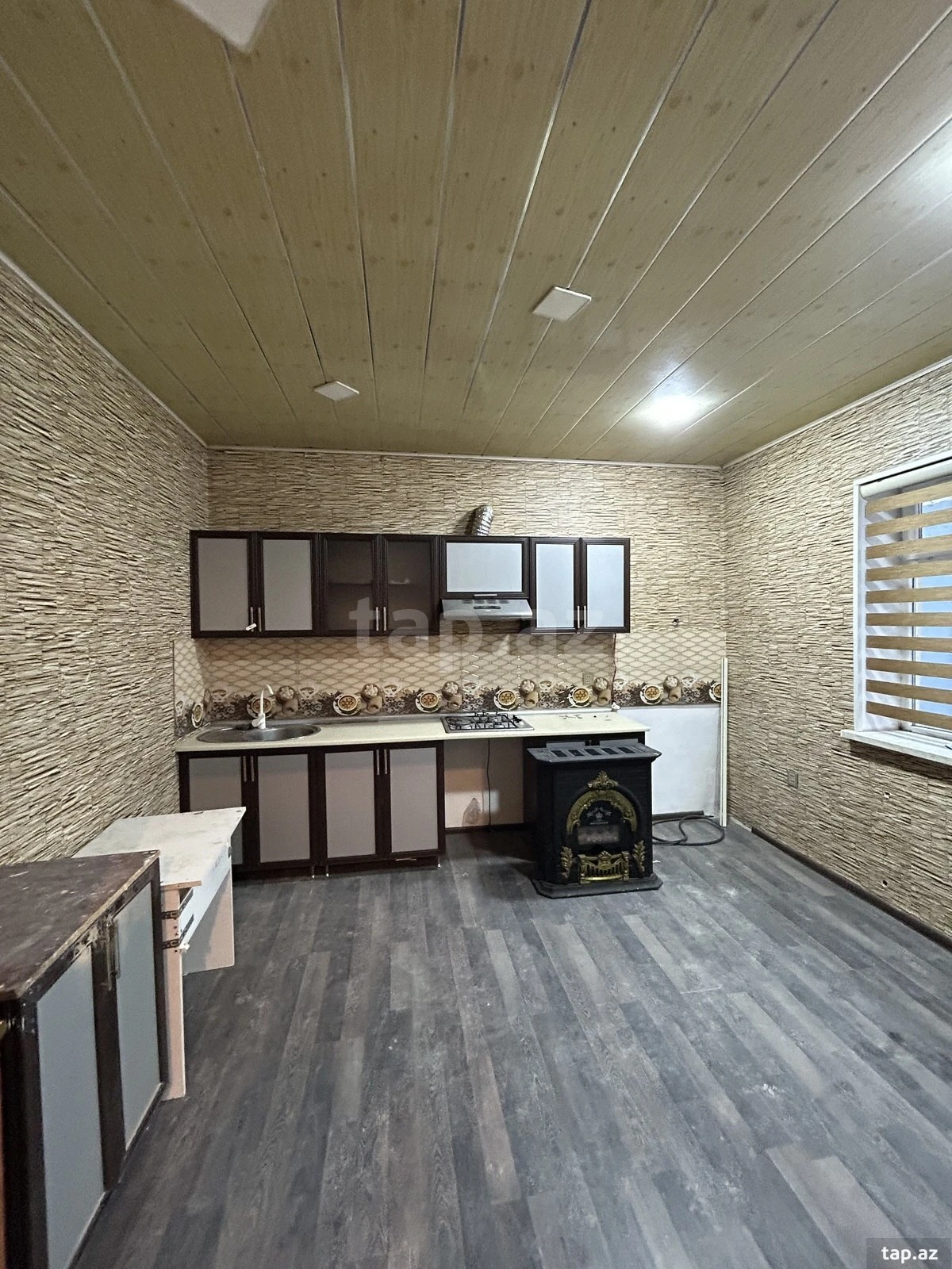 Satılır 3 otaqlı həyət evi