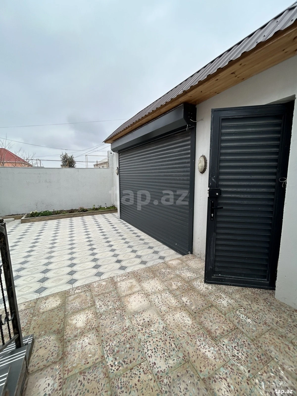 Satılır 3 otaqlı həyət evi