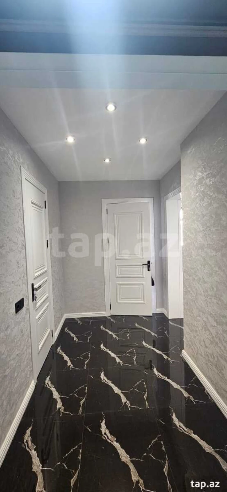Satılır 2 otaqlı yeni tikili 62 m²