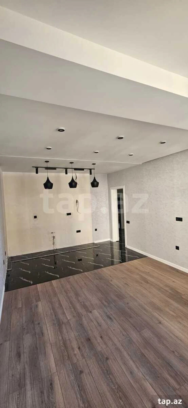 Satılır 2 otaqlı yeni tikili 62 m²