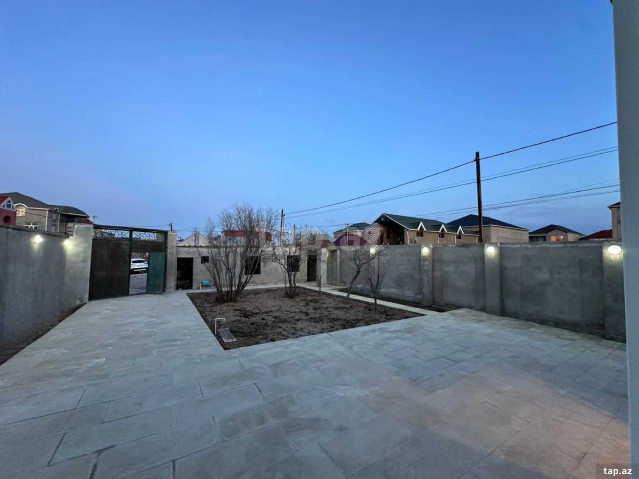 Satılır 3 otaqlı həyət evi