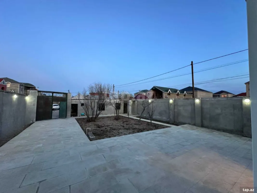 Satılır 3 otaqlı həyət evi