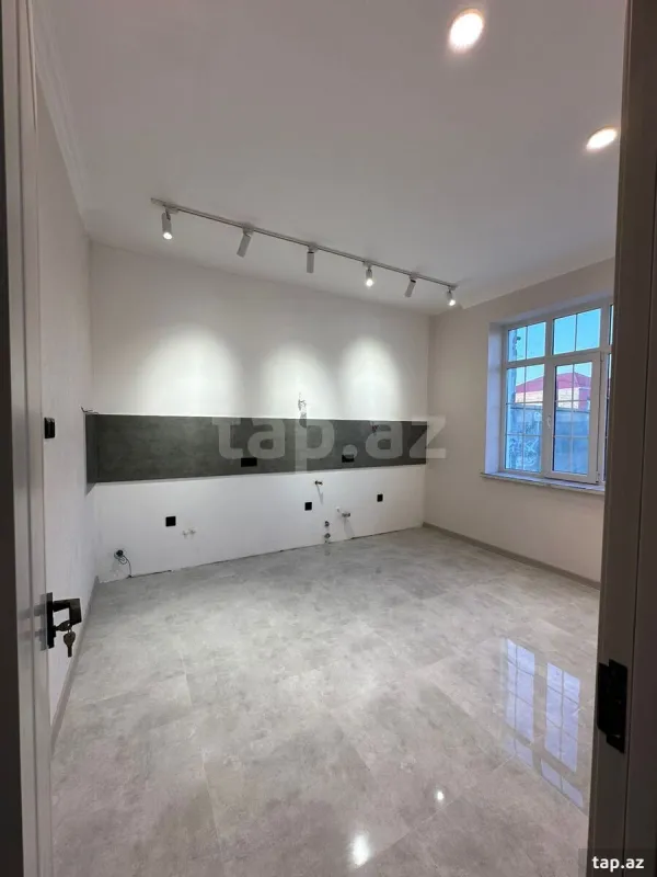 Satılır 3 otaqlı həyət evi