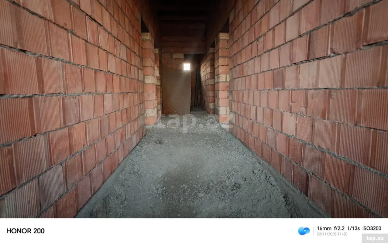 Satılır 4 otaqlı həyət evi