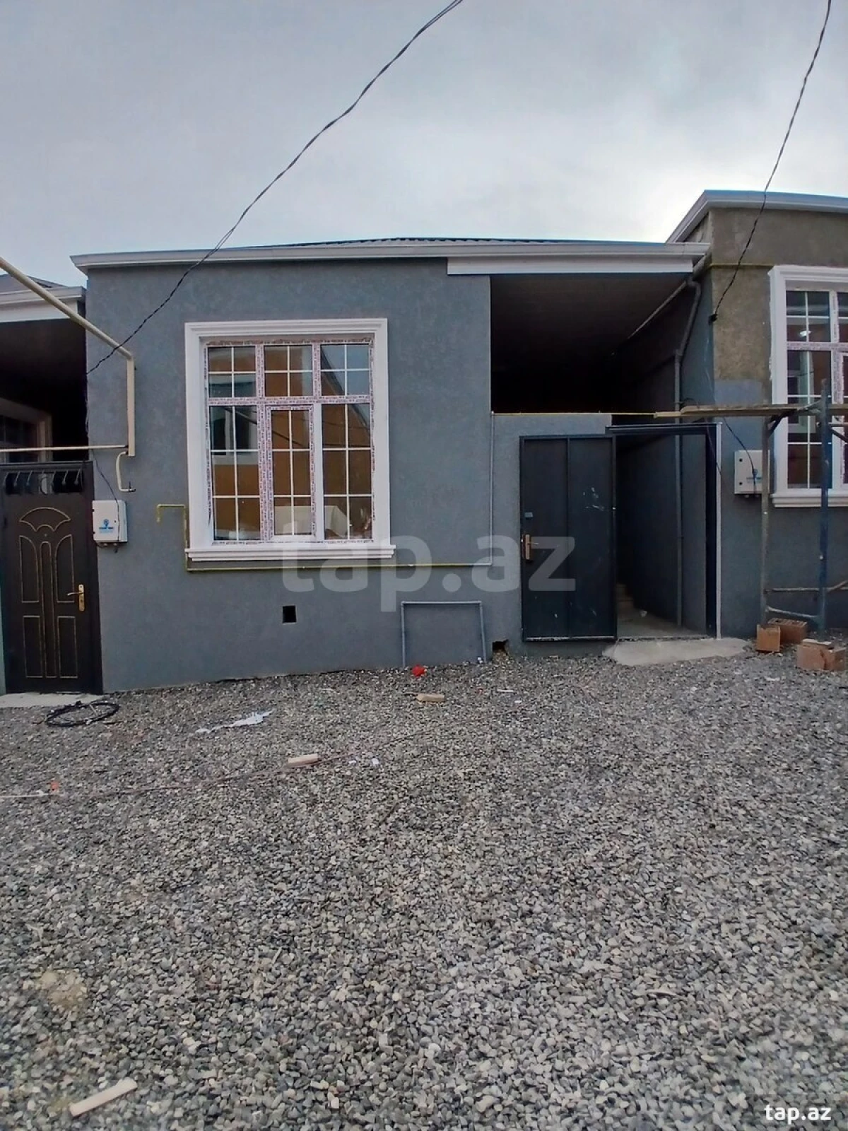 Satılır 3 otaqlı həyət evi