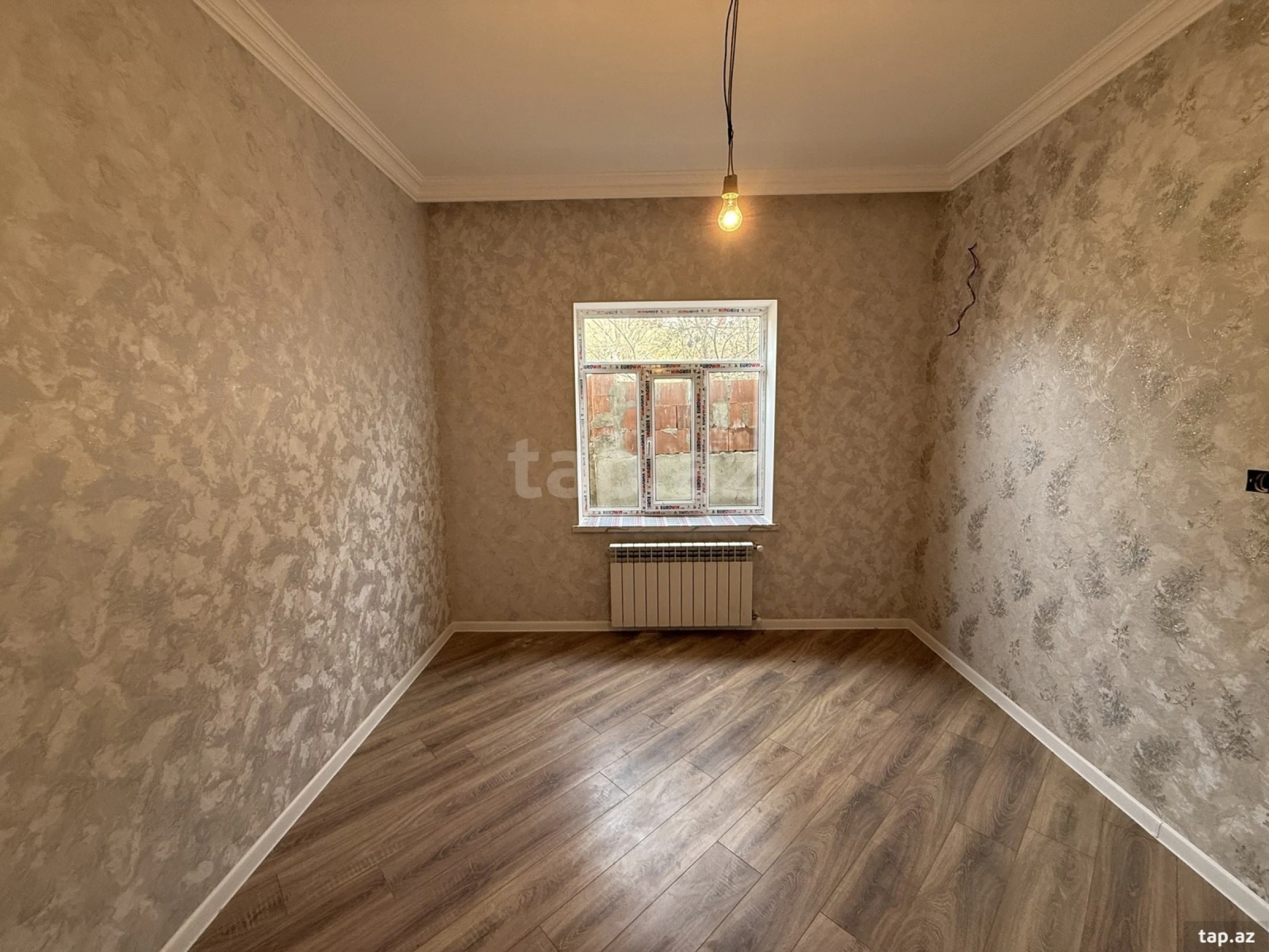 Satılır 5 otaqlı həyət evi