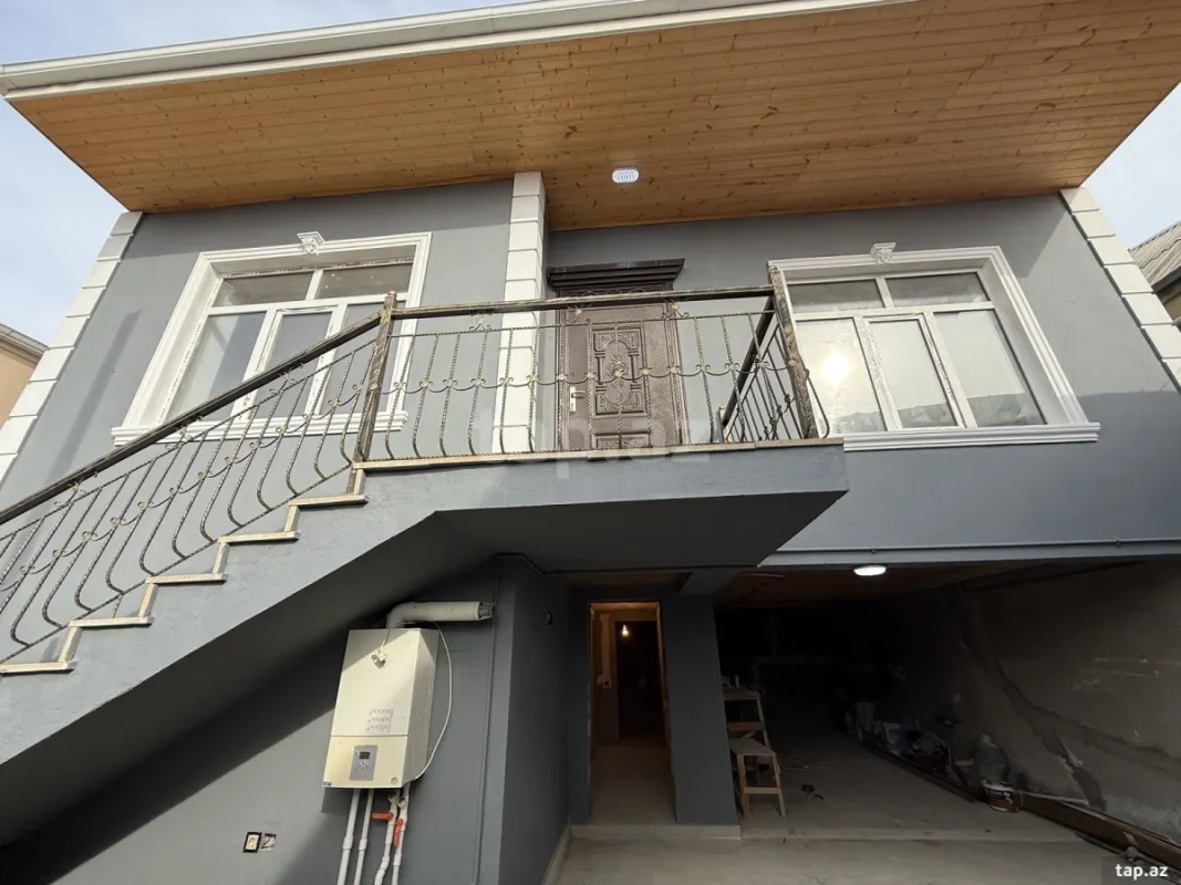 Satılır 5 otaqlı həyət evi
