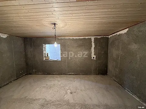 Satılır 5 otaqlı həyət evi