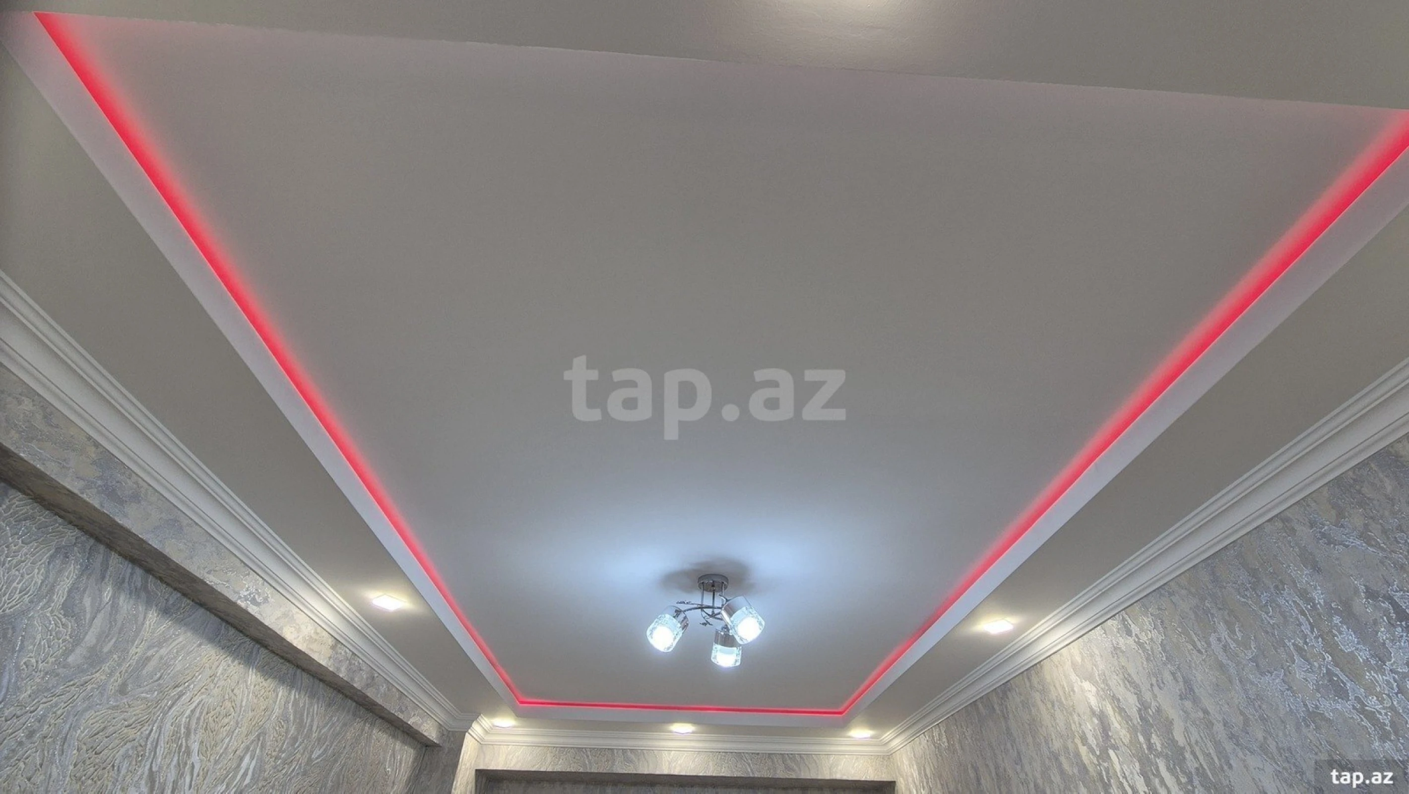 Satılır 2 otaqlı yeni tikili 61.3 m²