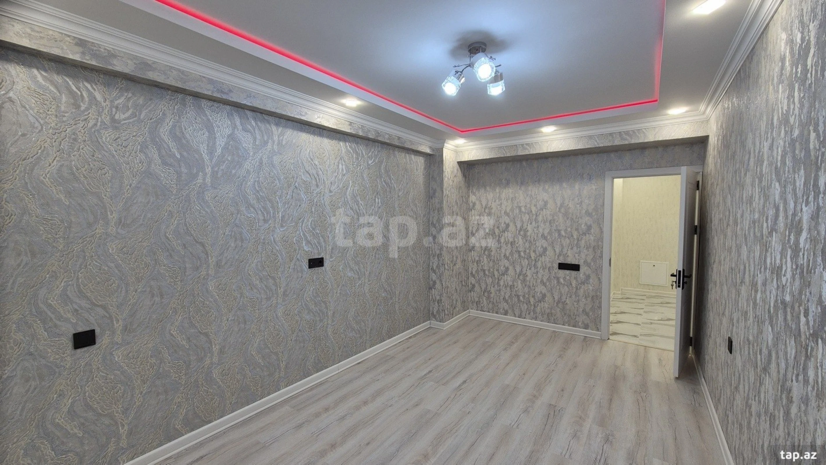 Satılır 2 otaqlı yeni tikili 61.3 m²