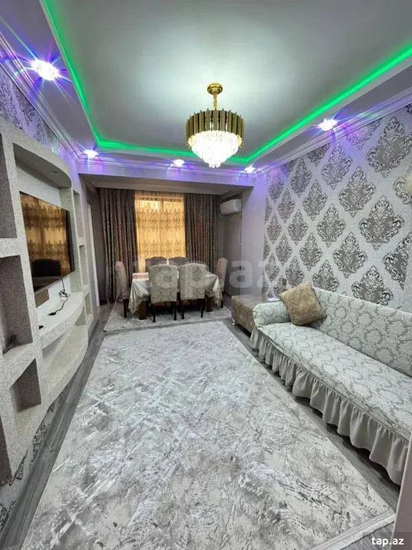 Kirayə verilir 3 otaqlı yeni tikili 75 m²