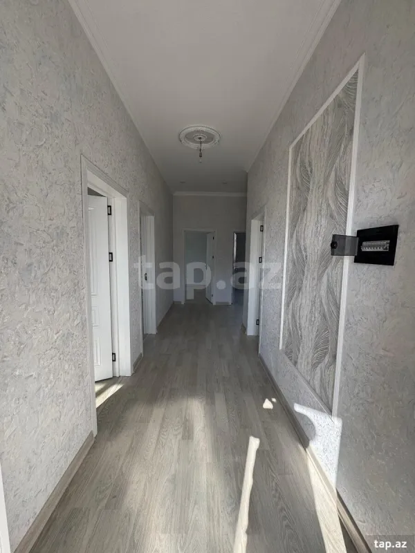 Satılır 4 otaqlı həyət evi