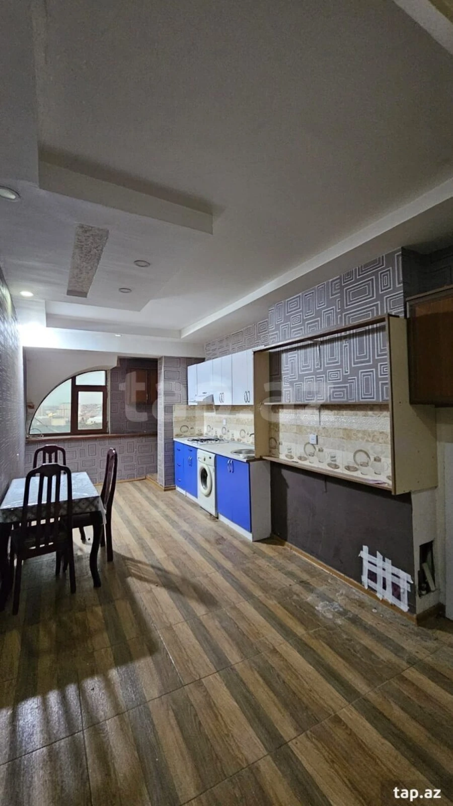 Kirayə verilir 3 otaqlı yeni tikili 100 m²