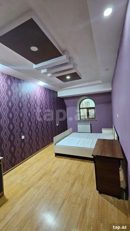 Kirayə verilir 3 otaqlı yeni tikili 100 m²